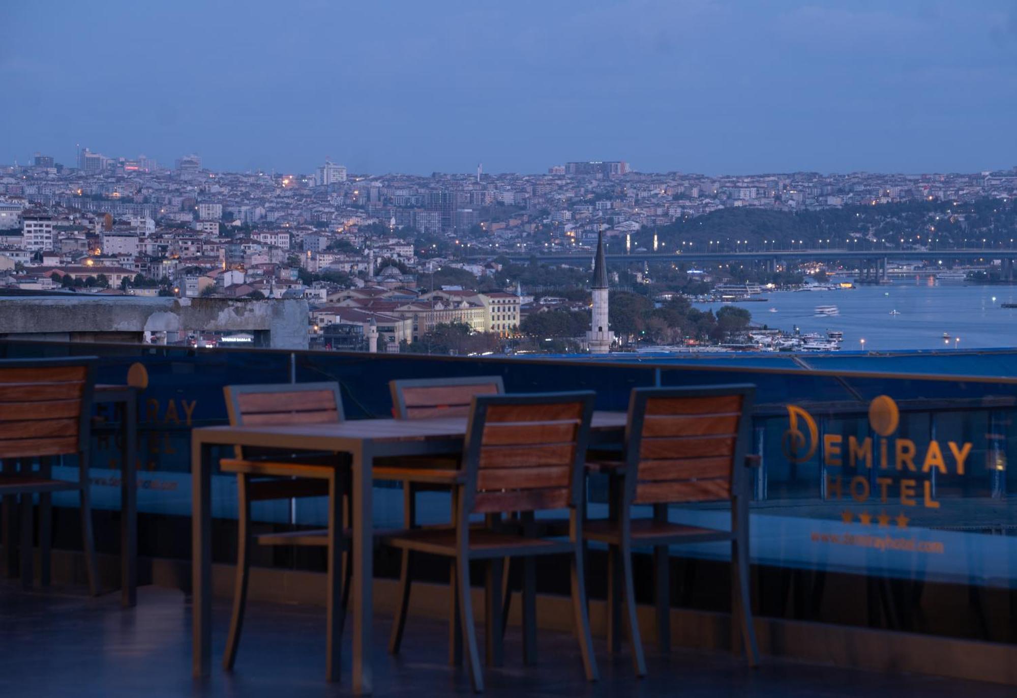 Demiray Hotel Old City Istanbul Ngoại thất bức ảnh View from the rooftop